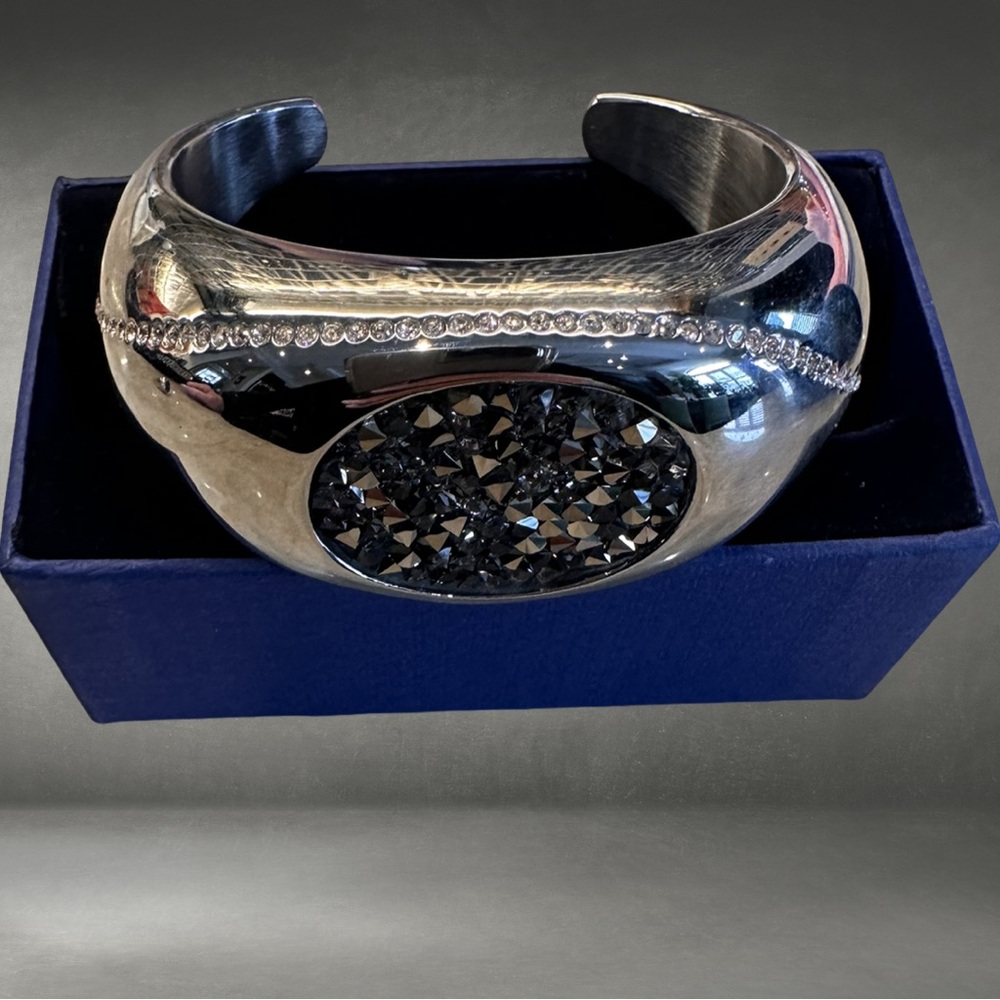 Swarovski Silver Tone Cuff Stainless Bracelet and Ring Set NWOT - Picture 6 of 11